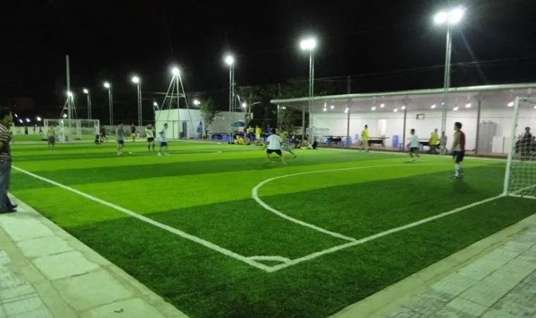 tiêu chuẩn sân bóng đá 5 người