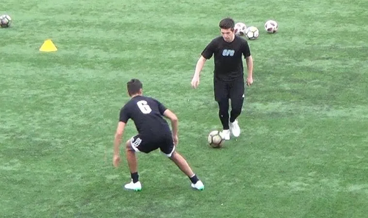 Kỹ thuật kèm người